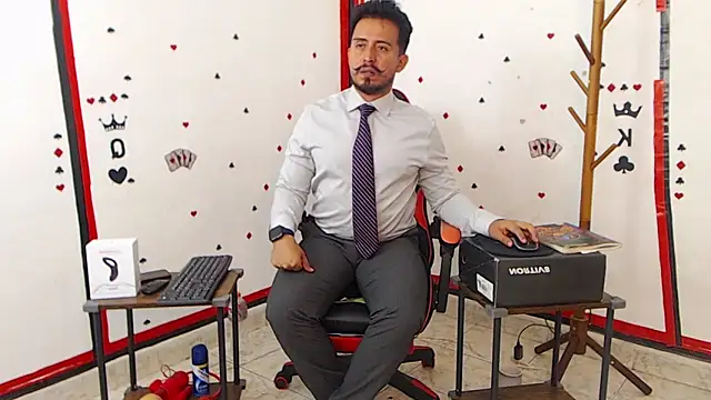 Snapshot of KalethBigDick chatting on January 15, 1:31 pm KalethBigDick online show from January 15, 1:31 pm