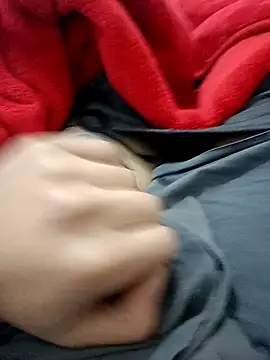 imade  online show from February 5, 11:06 pm