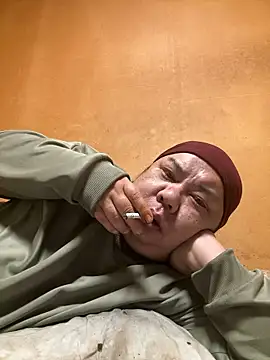 punk0805 online show from December 18, 4:03 pm