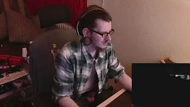 Tunnelfreak069 online show from February 20, 6:13 pm