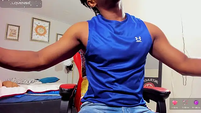 Snapshot of AlejoKhalifa_ chatting on October 14, 12:01 pm AlejoKhalifa online show from October 14, 12:01 pm