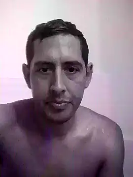 breedyouraw40 online show from January 11, 1:54 am