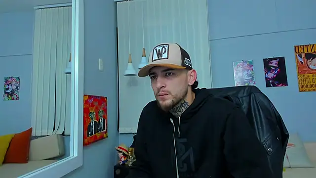 Snapshot of Drako_Lamar chatting on March 3, 12:21 pm Drako Lamar online show from March 3, 12:21 pm