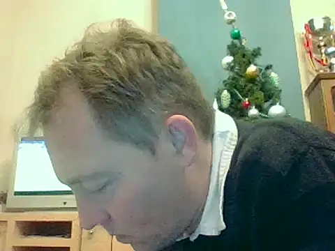 Snapshot of bertolini chatting on December 15, 6:37 pm bertolini online show from December 15, 6:37 pm