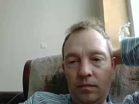 Snapshot of bertolini chatting on March 15, 7:31 am bertolini online show from March 15, 7:31 am