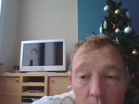 Snapshot of bertolini chatting on December 15, 8:30 am bertolini online show from December 15, 8:30 am