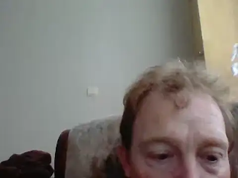 Snapshot of bertolini chatting on February 23, 4:42 pm bertolini online show from February 23, 4:42 pm