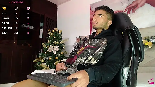 Snapshot of JuanCamiilo_66 chatting on December 5, 1:17 pm JuanCamiilo 66 online show from December 5, 1:17 pm