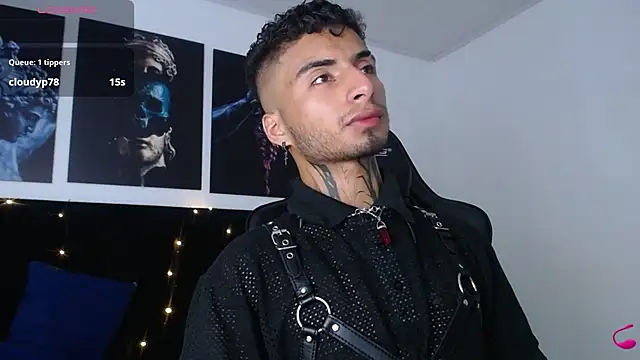 Snapshot of JuanCamiilo_66 chatting on February 8, 2:36 am JuanCamiilo 66 online show from February 8, 2:36 am