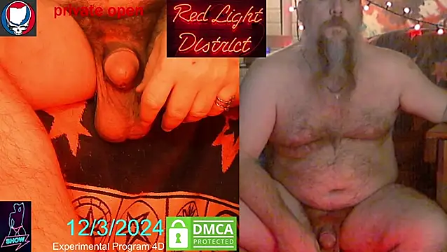 Snapshot of SexWorkerX chatting on December 4, 3:26 am SexWorkerX online show from December 4, 3:26 am