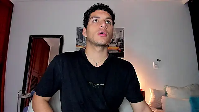 Snapshot of Curlblue chatting on January 10, 5:15 am Curlblue online show from January 10, 5:15 am