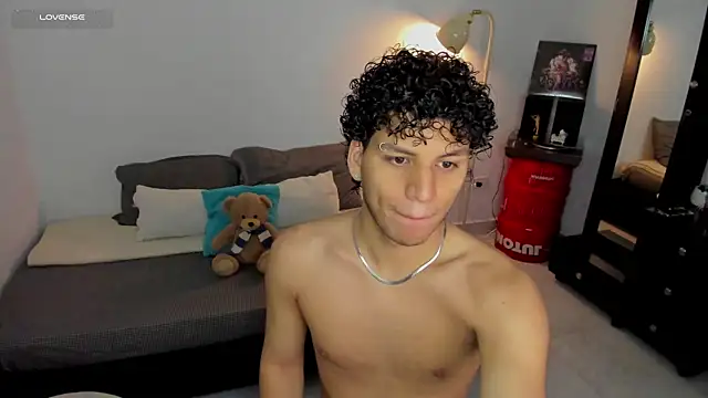 Curlblue online show from October 18, 6:51 am