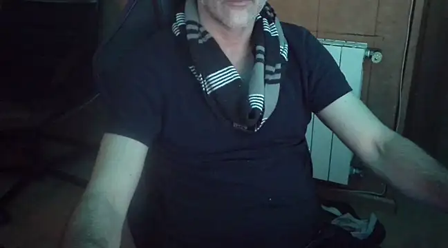 Snapshot of Lia_Y_PatrickX chatting on March 2, 2:04 pm Lia Y PatrickX online show from March 2, 2:04 pm
