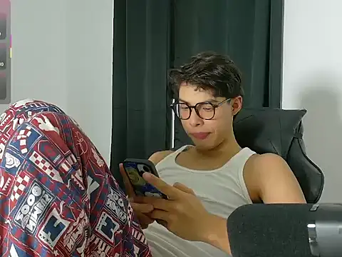 Jacotnk online show from November 28, 3:10 am