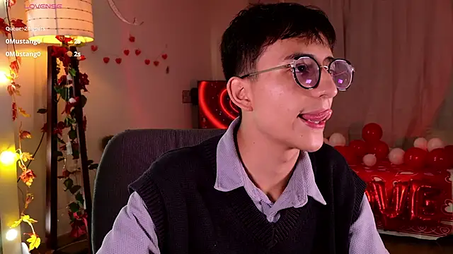 Snapshot of Mr_evan1 chatting on February 15, 2:55 pm Mr evan1 online show from February 15, 2:55 pm