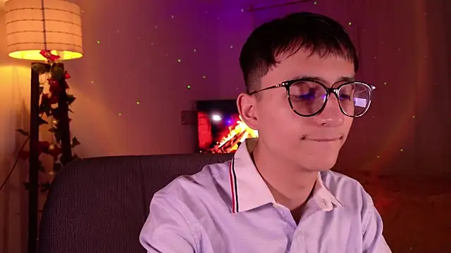 Snapshot of Mr_evan1 chatting on December 16, 2:27 pm Mr evan1 online show from December 16, 2:27 pm