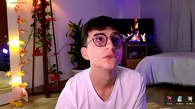 Snapshot of Mr_evan1 chatting on March 21, 1:34 pm Mr evan1 online show from March 21, 1:34 pm