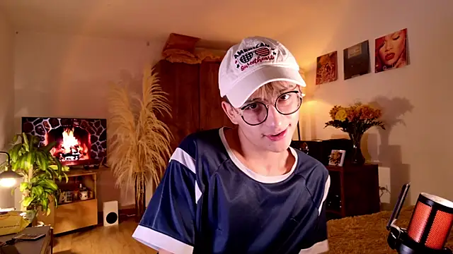 Snapshot of Mr_evan1 chatting on September 13, 4:19 pm Mr evan1 online show from September 13, 4:19 pm