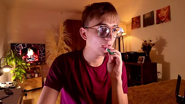 Snapshot of Mr_evan1 chatting on September 11, 4:17 pm Mr evan1 online show from September 11, 4:17 pm