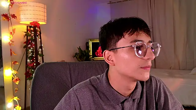 Snapshot of Mr_evan1 chatting on February 21, 2:16 pm Mr evan1 online show from February 21, 2:16 pm