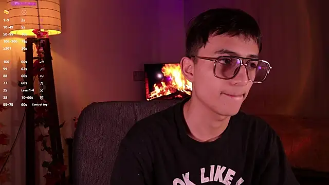 Snapshot of Mr_evan1 chatting on December 27, 12:23 pm Mr evan1 online show from December 27, 12:23 pm
