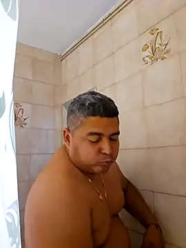 gordito xx online show from October 18, 7:46 am