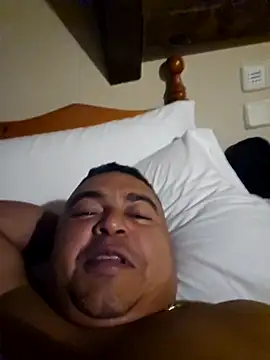 Snapshot of gordito_xx chatting on October 10, 4:50 am gordito xx online show from October 10, 4:50 am