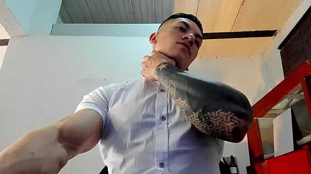 Snapshot of aquiles_51 chatting on September 20, 9:04 pm aquiles 51 online show from September 20, 9:04 pm