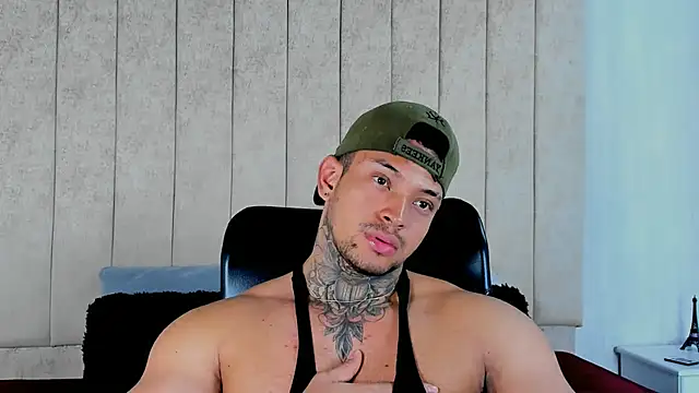 Snapshot of Stiven_collins chatting on December 11, 3:26 am Stiven collins online show from December 11, 3:26 am
