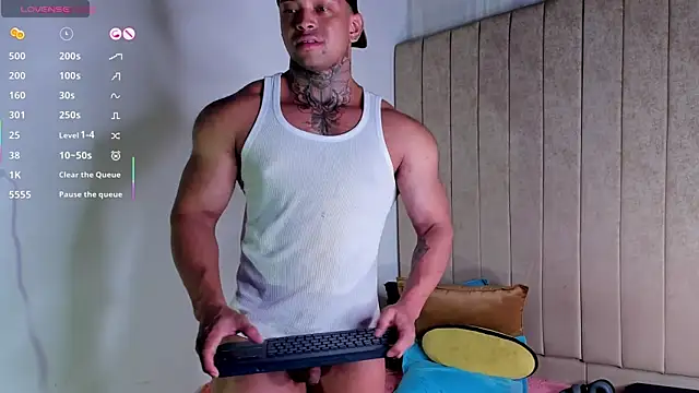 Stiven collins online show from May 2, 2:09 pm