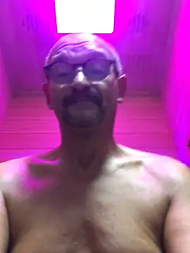 henfri online show from November 15, 10:06 am