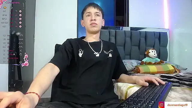 Snapshot of Mr_daren_ chatting on January 8, 6:31 pm Mr daren online show from January 8, 6:31 pm