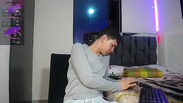 Snapshot of Mr_daren_ chatting on February 27, 5:36 pm Mr daren online show from February 27, 5:36 pm