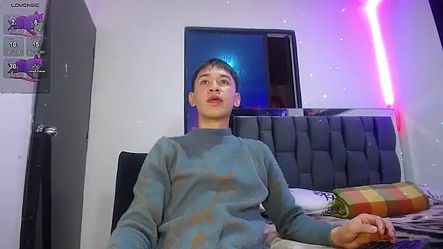 Snapshot of Mr_daren_ chatting on February 15, 5:17 pm Mr daren online show from February 15, 5:17 pm