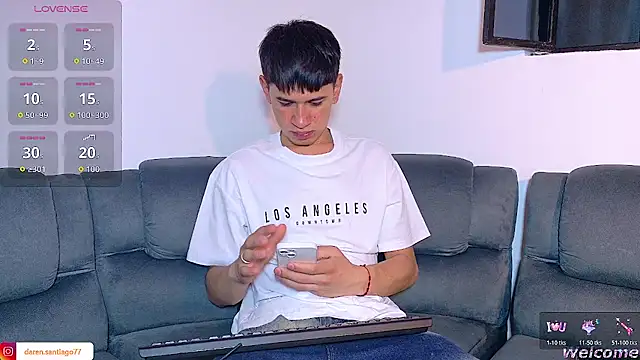 Mr daren  online show from April 25, 6:49 pm