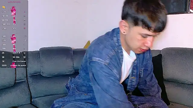 Mr daren  online show from November 24, 7:15 pm