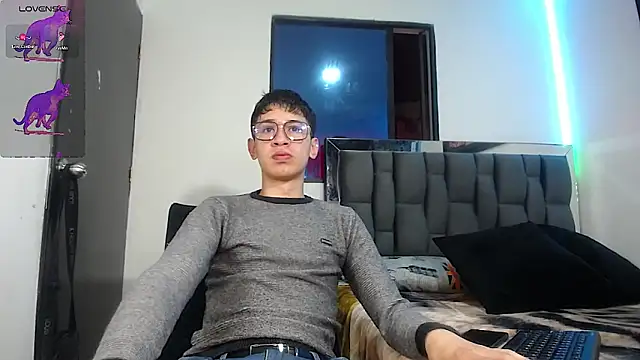 Snapshot of Mr_daren_ chatting on February 1, 5:58 pm Mr daren online show from February 1, 5:58 pm