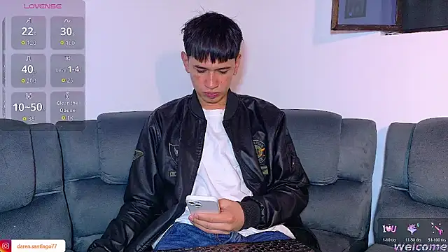 Mr daren  online show from April 24, 6:43 pm