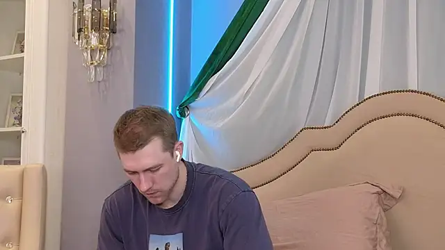 EthanPinkman online show from May 6, 4:57 am