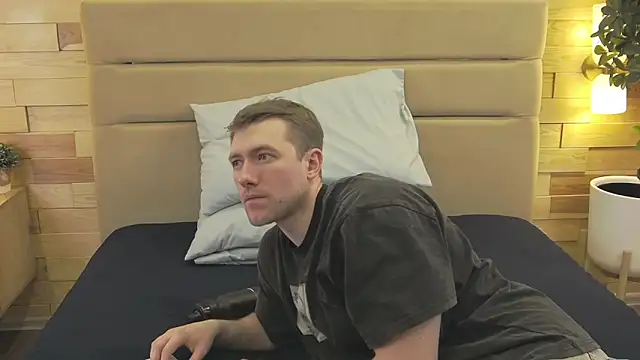 EthanPinkman online show from February 26, 4:14 am