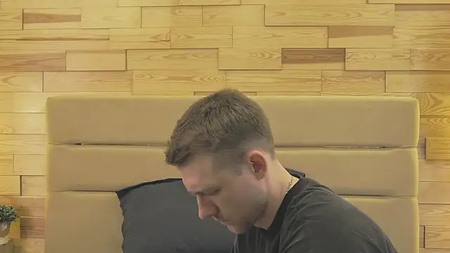 EthanPinkman online show from May 1, 3:54 am