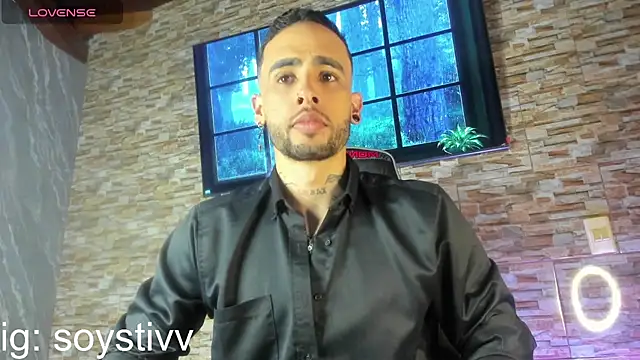 Snapshot of Seth_Owner chatting on October 3, 1:32 am Seth Owner online show from October 3, 1:32 am