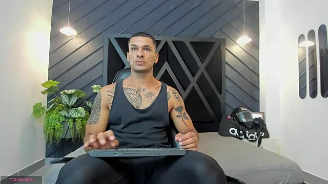 Snapshot of Adbel_Sady chatting on March 11, 11:44 am Adbel Sady online show from March 11, 11:44 am