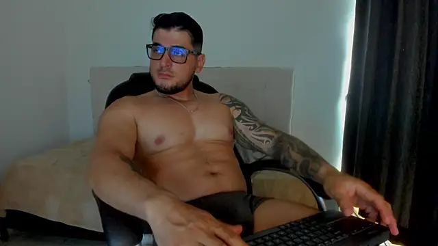 Teilor Creed online show from April 22, 8:46 pm