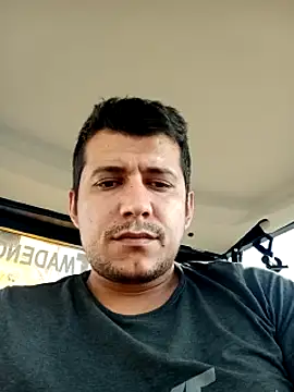Snapshot of Adana1994 chatting on December 17, 1:27 pm Adana1994 online show from December 17, 1:27 pm