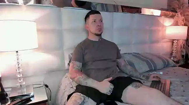 Adam tatto online show from March 8, 2:10 am