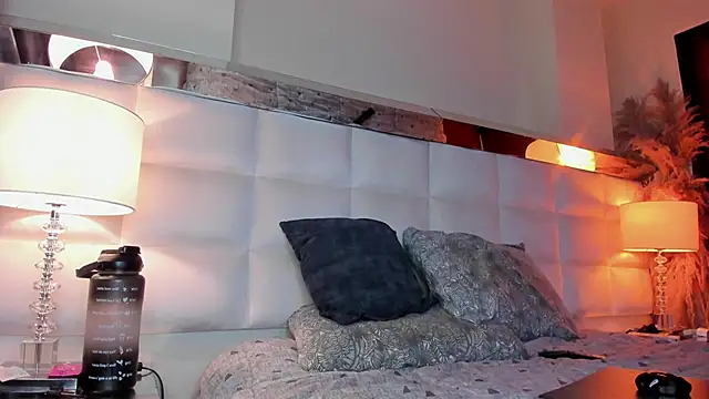 Adam tatto online show from November 5, 5:31 am