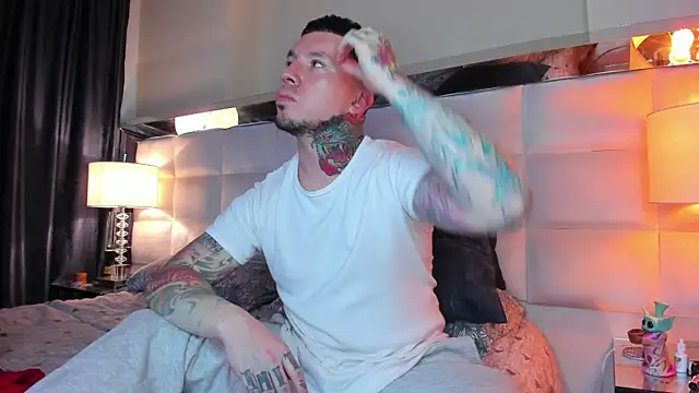 Snapshot of Adam_tatto chatting on October 15, 2:41 am Adam tatto online show from October 15, 2:41 am