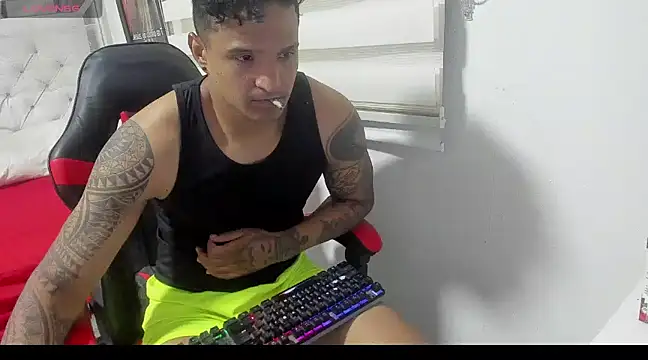 Snapshot of king_diablo666 chatting on March 11, 8:42 pm king diablo666 online show from March 11, 8:42 pm