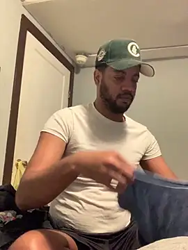 MrPresident P online show from April 3, 2:19 am